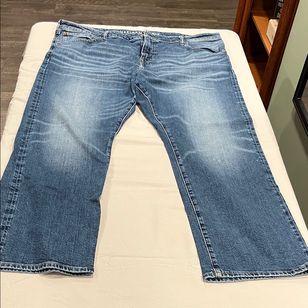 American Eagle Outfitters Relaxed Fit Blue Jeans